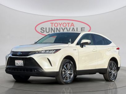 Used 2021 Toyota Venza LE w/ Carpet Mat Package (TMS)