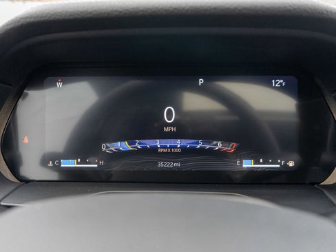 Used 2023 Jeep Grand Cherokee L Limited w/ Luxury Tech Group II image 12