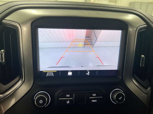 Used 2019 Chevrolet Silverado 1500 LTZ AWD/4WD image 15