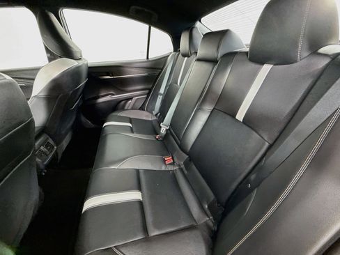 Used 2025 Toyota Camry SE FWD image 20