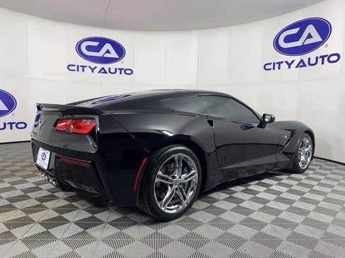 Used 2016 Chevrolet Corvette Stingray Coupe image 3