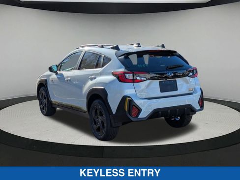Used 2025 Subaru Crosstrek 2.5i Sport AWD/4WD image 5