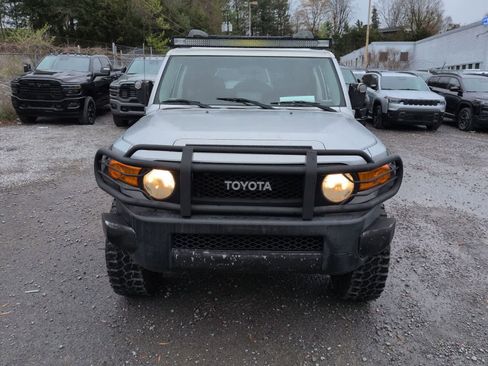 Used 2007 Toyota FJ Cruiser image 3