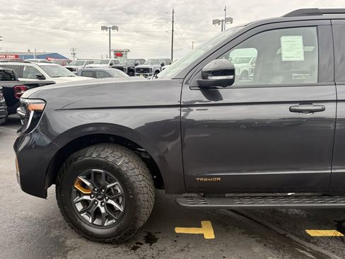 New 2026 Ford Expedition Tremor image 14