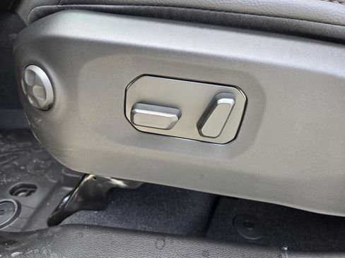 New 2026 Jeep Gladiator Sport AWD/4WD image 21
