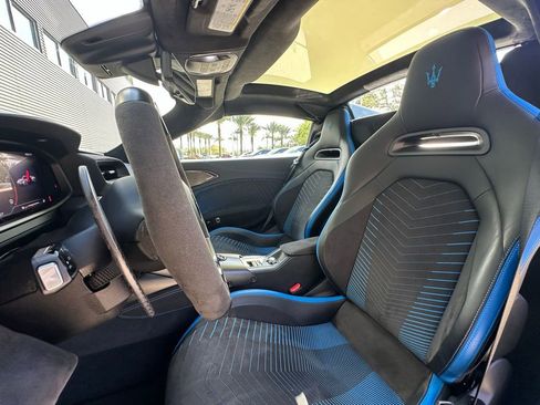 Used 2023 Maserati MC20 Spyder image 5