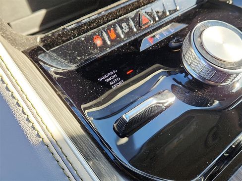 Used 2024 Jeep Wagoneer Series II image 28