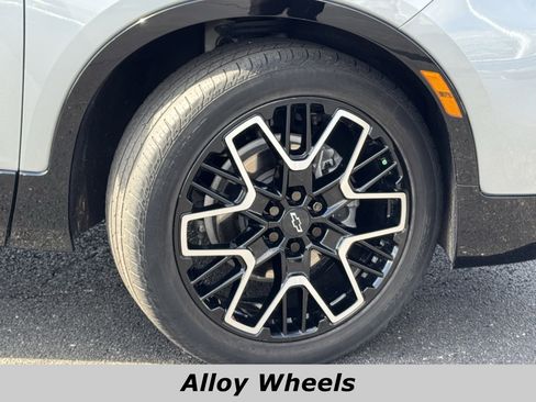 Used 2024 Chevrolet Blazer RS w/ Driver Confidence II Package image 14