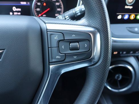 Used 2023 Chevrolet Blazer LT w/ Driver Confidence Package image 7