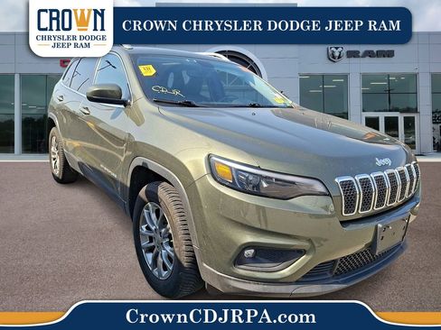 Used 2019 Jeep Cherokee Latitude Plus w/ Comfort/Convenience Group image 1