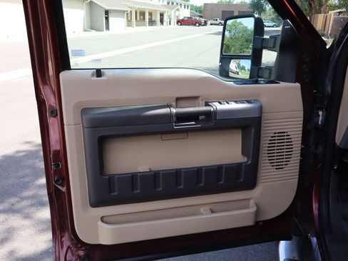 Used 2015 Ford F250 Lariat w/ Lariat Ultimate Package AWD/4WD image 24