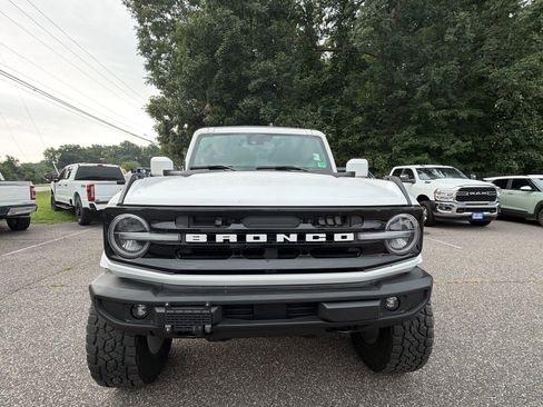 Used 2023 Ford Bronco Outer Banks AWD/4WD image 8