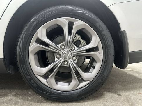Used 2024 Honda Accord EX image 12