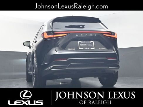 Used 2024 Lexus NX 250 FWD image 19