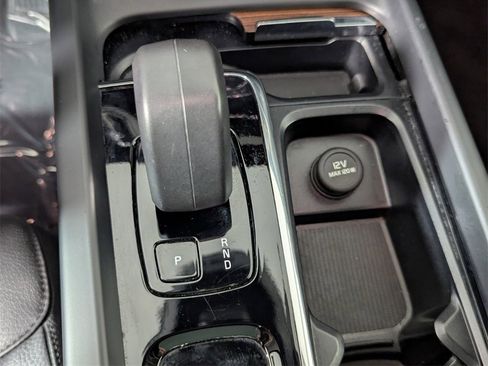 Used 2024 Volvo XC60 B5 Plus image 20