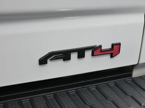 Used 2022 GMC Sierra 1500 AT4 w/ AT4 Premium Package image 16