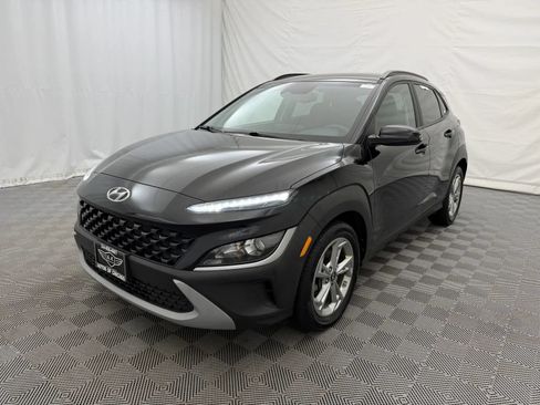Used 2022 Hyundai Kona SEL w/ Cargo Package AWD/4WD image 2