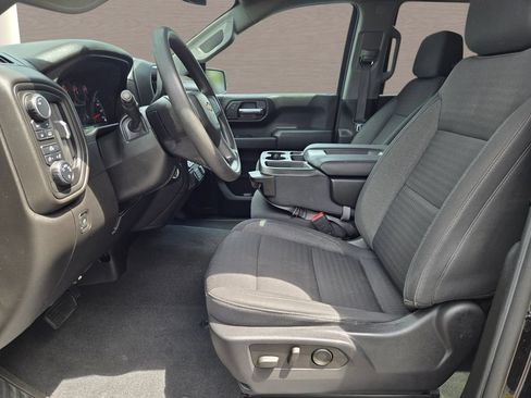 Used 2022 Chevrolet Silverado 1500 Custom AWD/4WD image 22