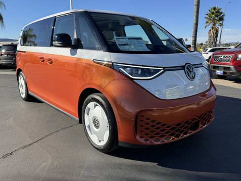 New 2025 Volkswagen ID. Buzz 1st Edition image 2
