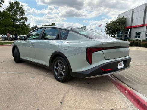 Used 2025 Kia K4 FWD image 7
