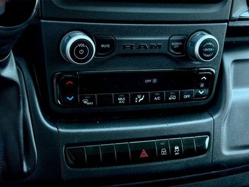 Used 2023 RAM ProMaster 2500 FWD image 25
