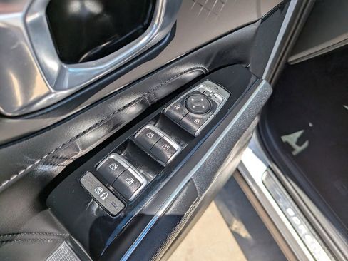 Certified 2023 Kia Sorento SX FWD image 21