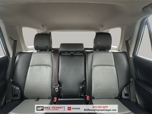 Used 2019 Toyota 4Runner SR5 Premium image 18
