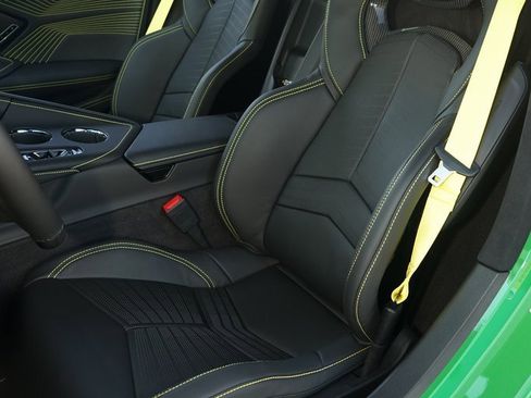 Used 2026 Chevrolet Corvette ZR1 w/ ZR1 Carbon Fiber Aero Package image 17