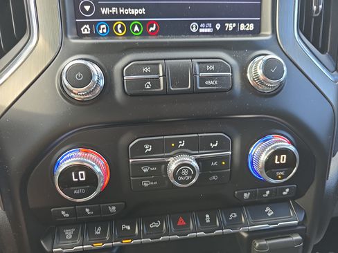 Used 2022 GMC Sierra 3500 Denali AWD/4WD image 28