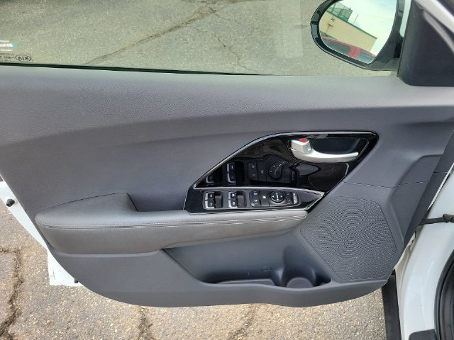 Used 2019 Kia Niro EX FWD image 26