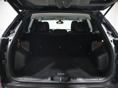 Used 2021 Jeep Cherokee Latitude Lux w/ Comfort/Convenience Group image 5