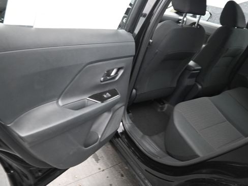 New 2026 Nissan Kicks S image 17