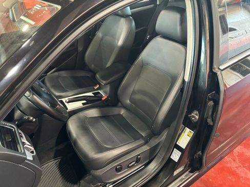 Used 2012 Volkswagen Passat 2.5 SE image 13