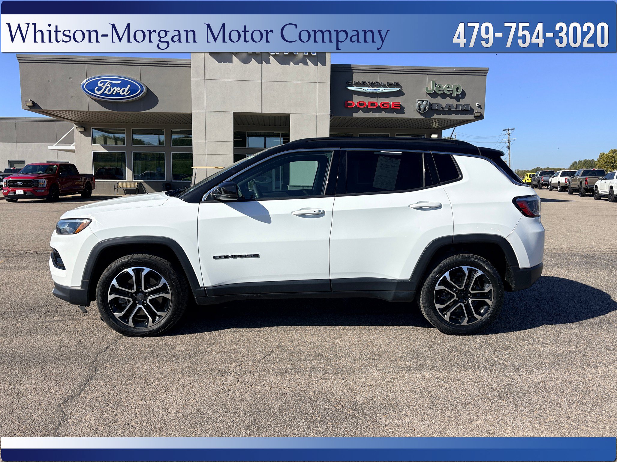 Used 2024 Jeep Compass Limited AWD/4WD image 2