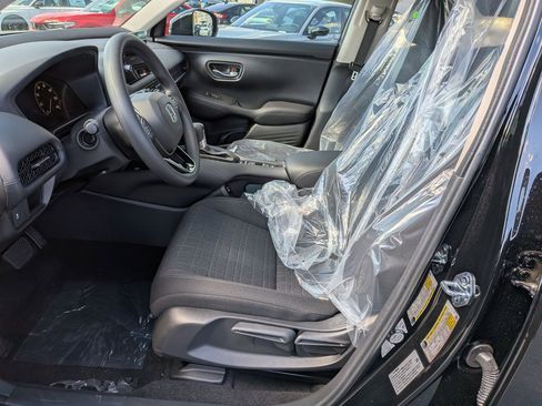 New 2026 Honda HR-V LX image 13