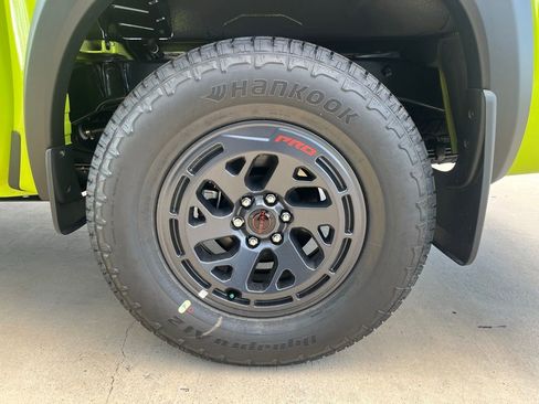 New 2026 Nissan Frontier PRO-4X w/ Pro-4x Convenience Package image 19