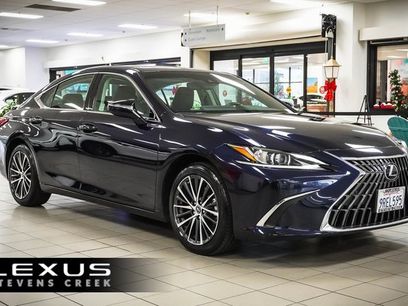 Certified 2025 Lexus ES 300h w/ Premium Package