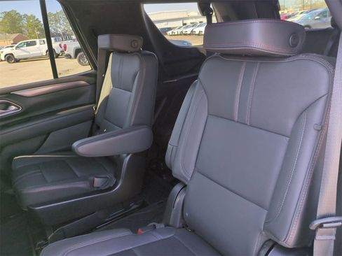 Used 2024 Chevrolet Tahoe RST w/ Sport Performance Package image 26