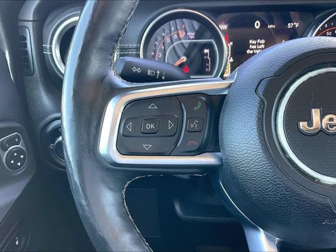 Used 2019 Jeep Wrangler Unlimited Sahara AWD/4WD image 10