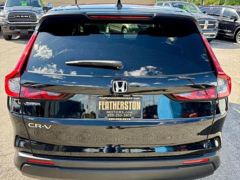 Used 2025 Honda CR-V LX image 13