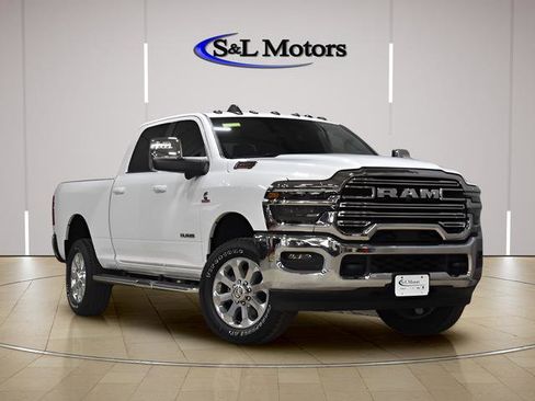 New 2026 RAM 2500 Laramie w/ Towing Technology Group AWD/4WD image 1