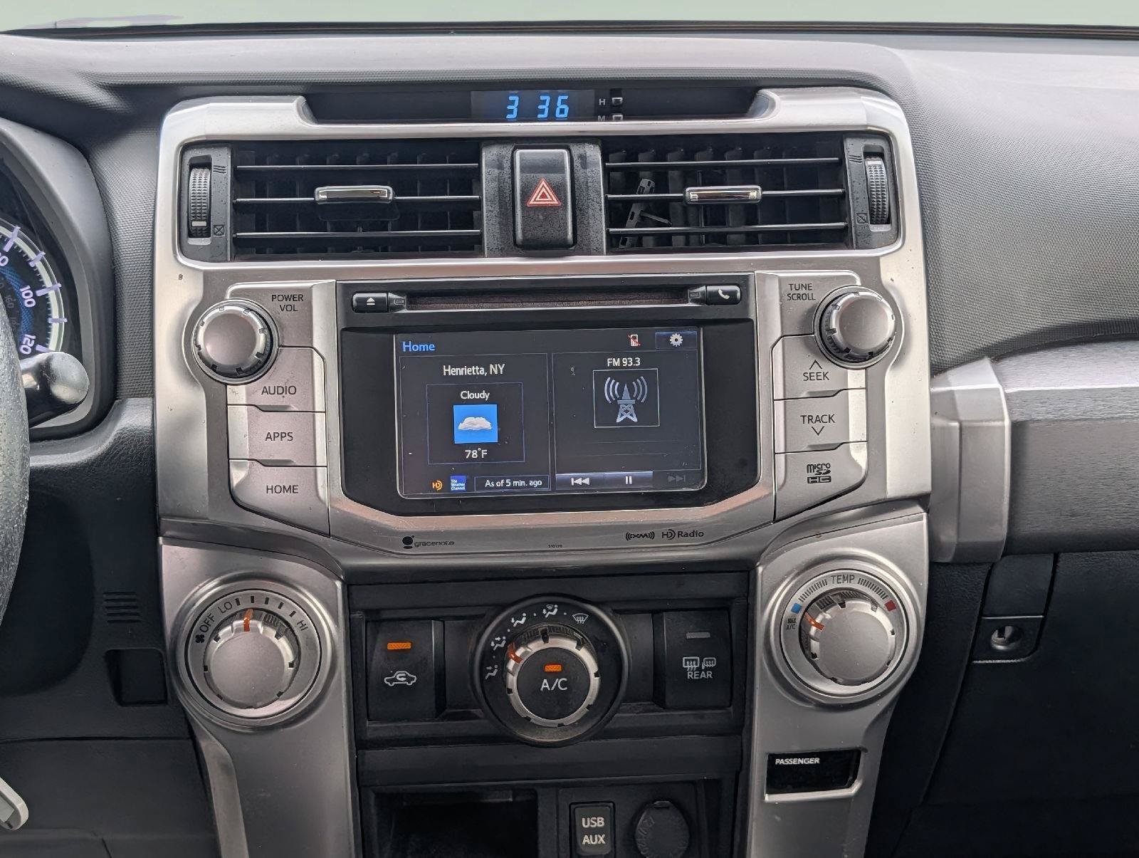 Used 2018 Toyota 4Runner SR5 Premium AWD/4WD image 15