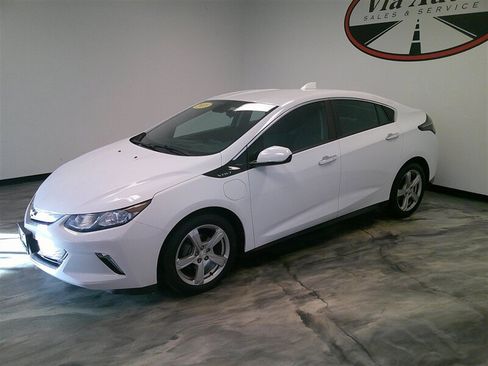 Used 2018 Chevrolet Volt LT w/ LT Driver Confidence Package image 4