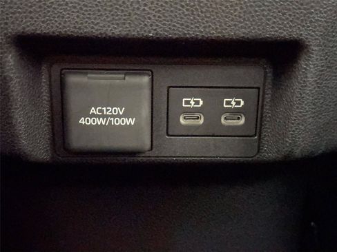 Certified 2024 Toyota Tacoma Limited w/ Limited Package (LT) AWD/4WD image 36
