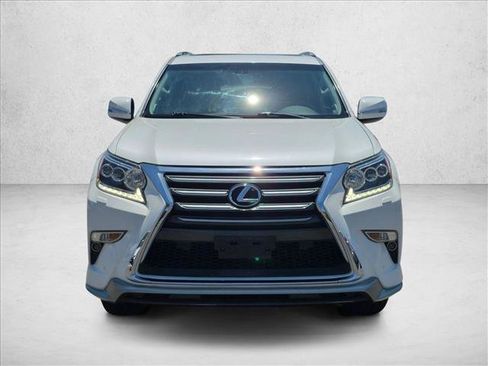 Used 2019 Lexus GX 460 Premium AWD/4WD image 3