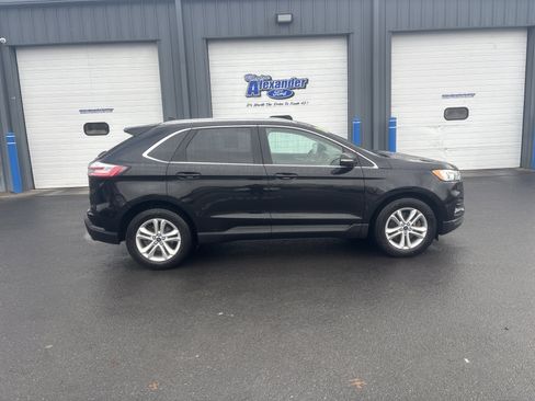 Used 2020 Ford Edge SEL image 2