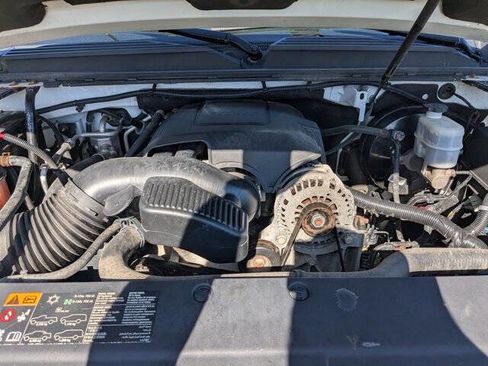 Used 2014 GMC Yukon SLE image 37