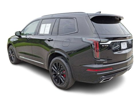 Certified 2024 Cadillac XT6 Sport w/ Technology Package AWD/4WD image 3