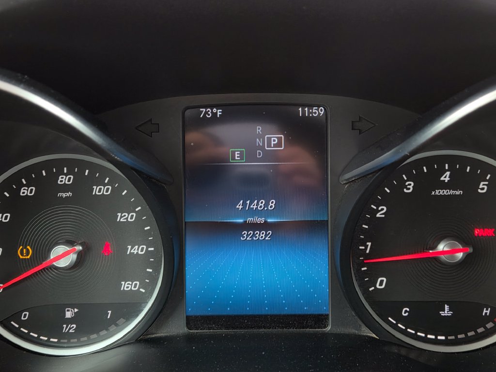 Used 2022 Mercedes-Benz GLC 300 image 28