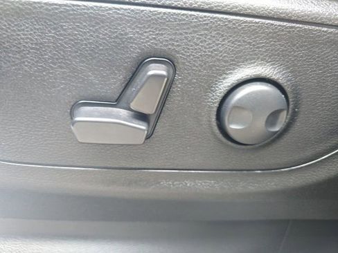 Used 2024 RAM 1500 Big Horn AWD/4WD image 13